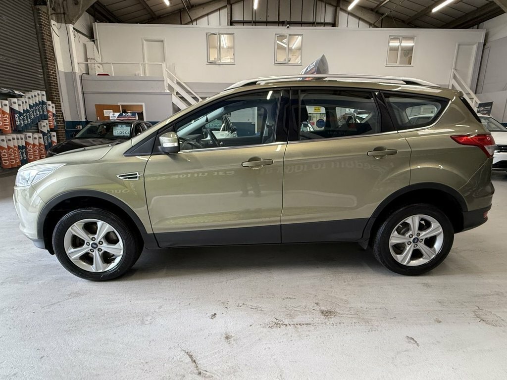Ford Kuga Suv MA64DHC Green #5