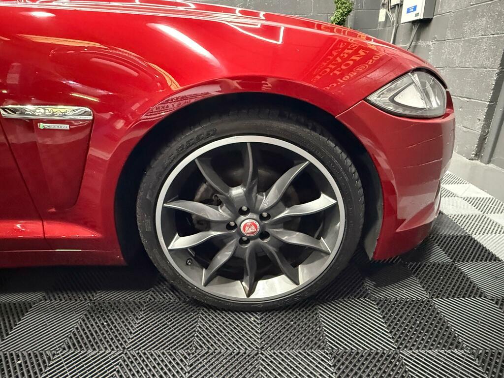 Jaguar XF 2.2 D R-sport Black Sportbrake 200 Bhp Black #6