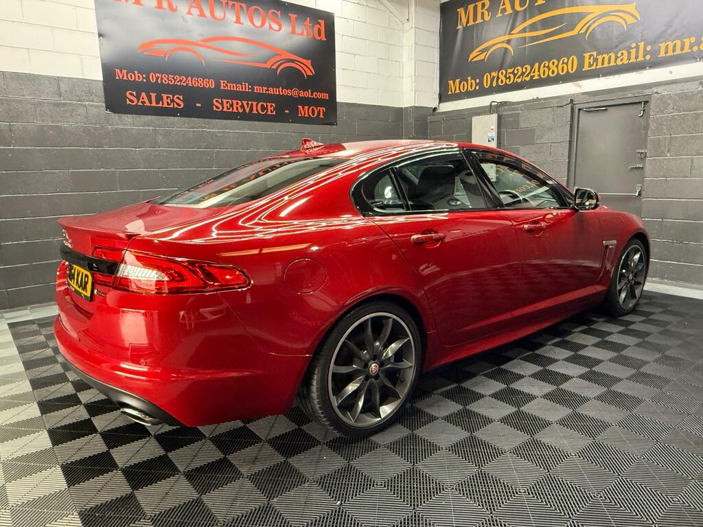 Jaguar XF 2.2 D R-sport Black Sportbrake 200 Bhp Black #3