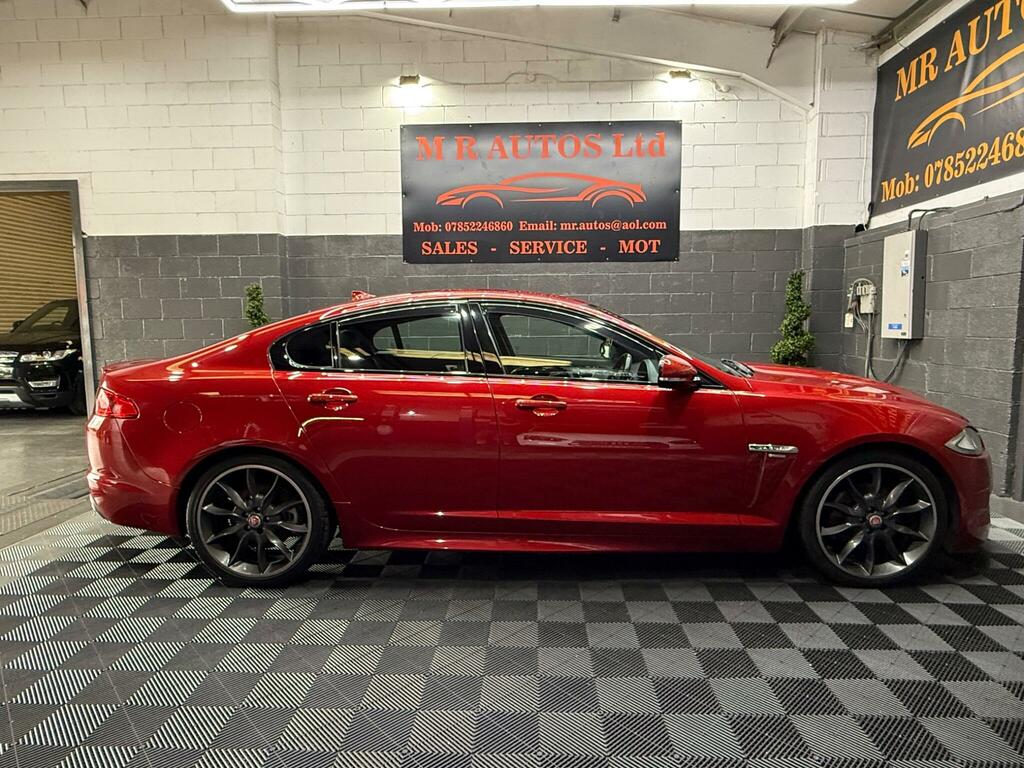 Jaguar XF 2.2 D R-sport Black Sportbrake 200 Bhp Black #5