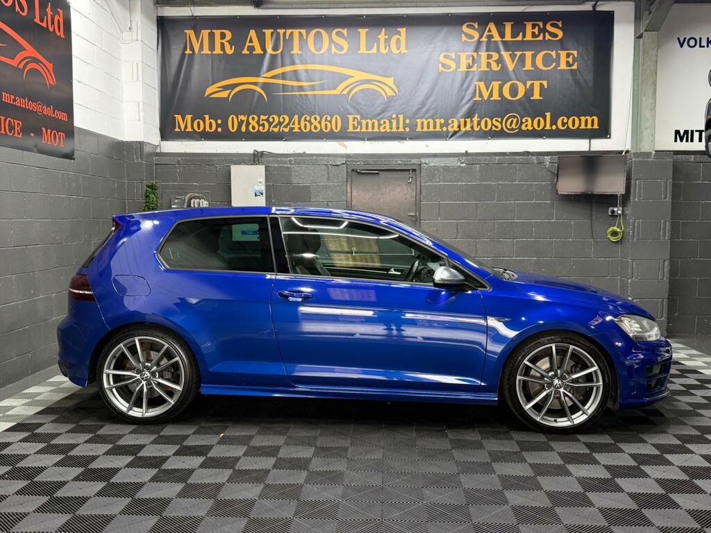 Volkswagen Golf Golf R Dsg Red #10