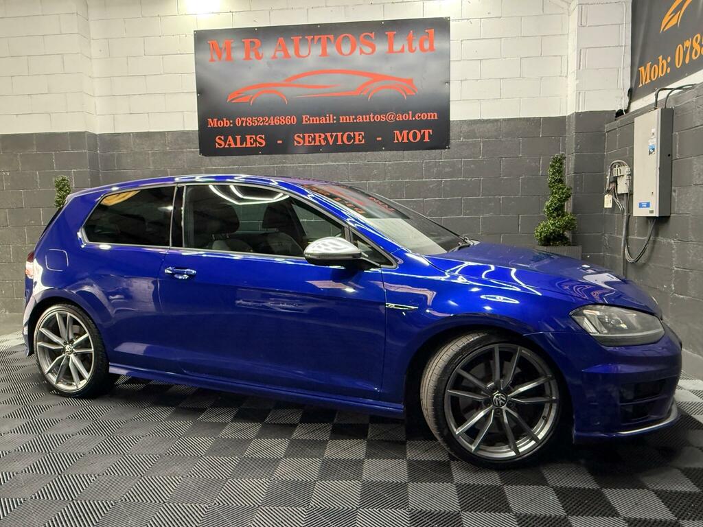 Volkswagen Golf R Blue