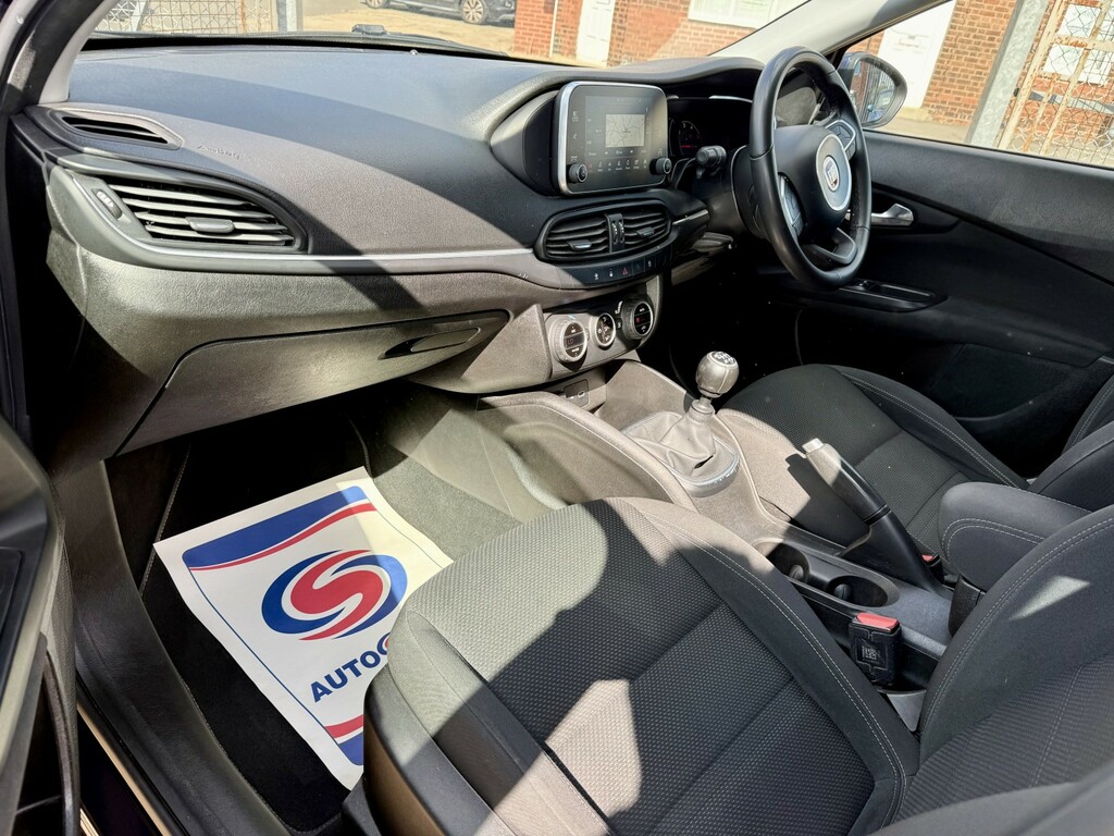 Fiat Tipo Easy Silver #9