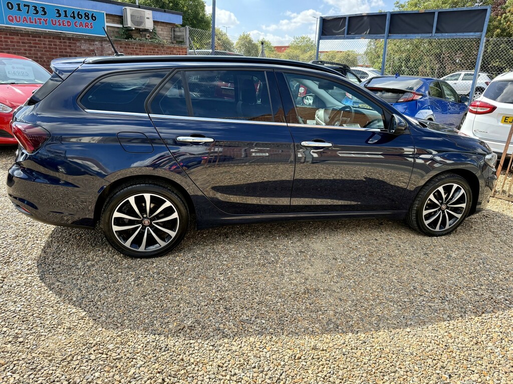 Fiat Tipo 1.6 1.6 Multijet 120Hp Lounge 2019 Blue #3