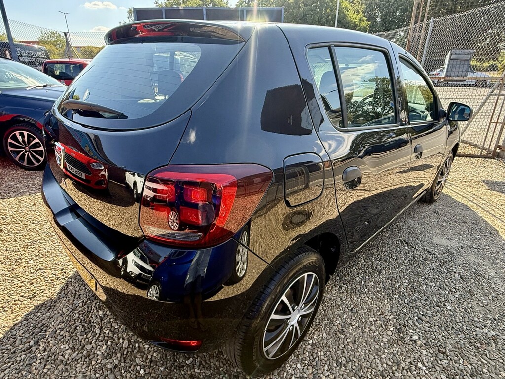 Dacia Sandero 1.2 Ambiance 1.2 16V 75 2017 PJ17FGN Black #3