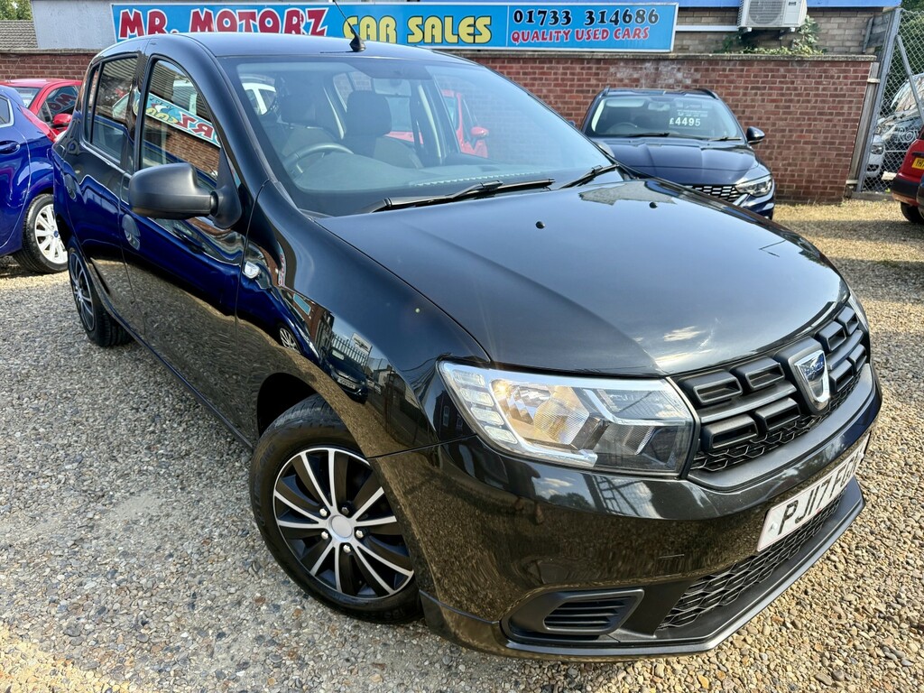 Dacia Sandero 1.2 Ambiance 1.2 16V 75 2017 Black