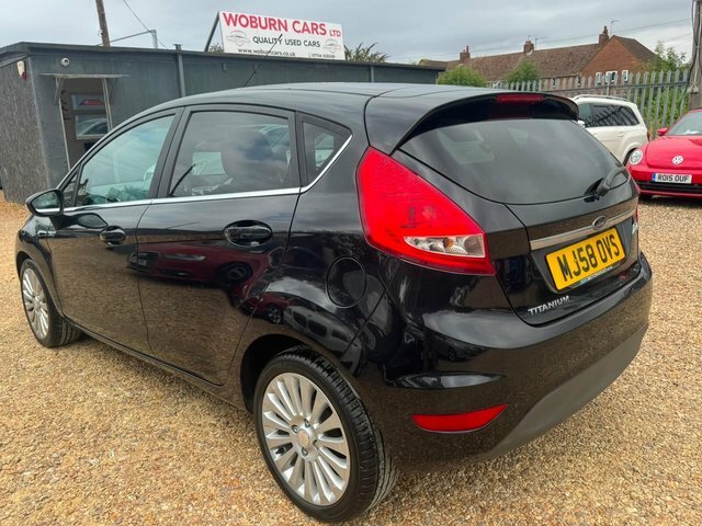 Ford Fiesta 1.6 Titanium Black #4