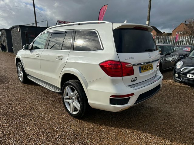 Mercedes-Benz GL Class White #11