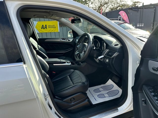 Mercedes-Benz GL Class White #33