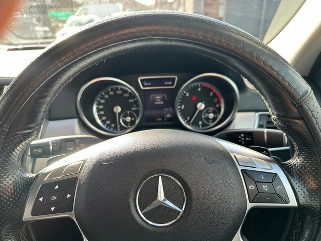 Mercedes-Benz GL Class White #65
