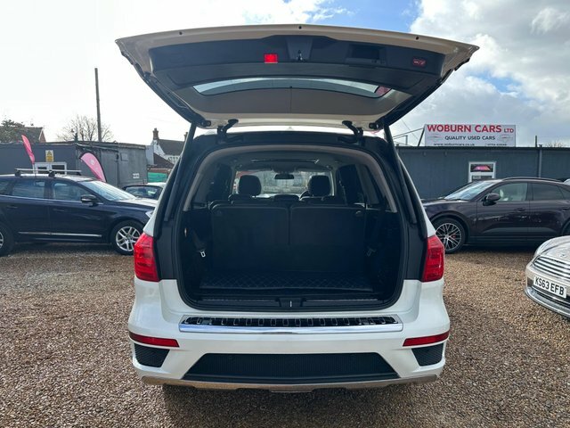 Mercedes-Benz GL Class White #58
