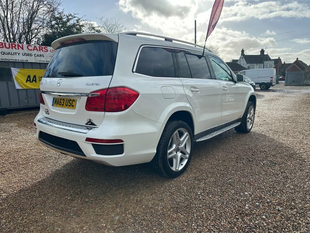 Mercedes-Benz GL Class White #23