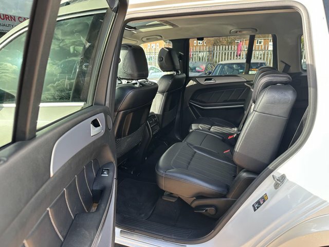 Mercedes-Benz GL Class White #34