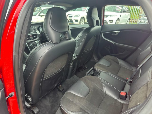 Volvo V40 2.0 D4 R-design Lux Nav Euro 6 Ss  #35