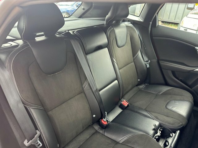 Volvo V40 2.0 D4 R-design Lux Nav Euro 6 Ss  #29