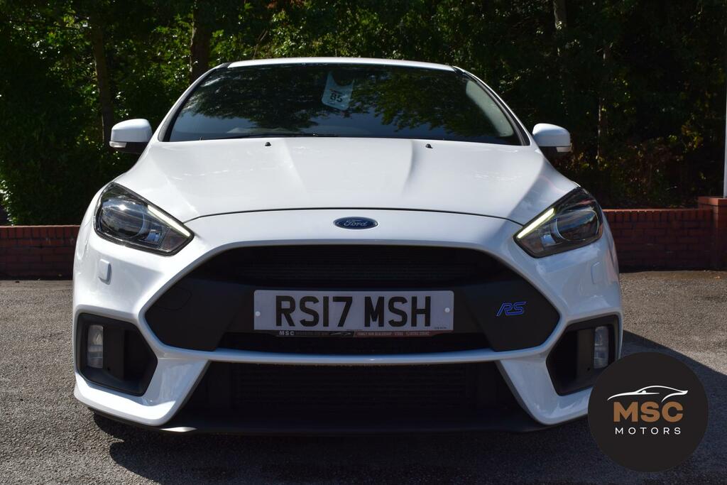Ford Focus 2.3T Ecoboost Rs Hatchback Awd E White #4