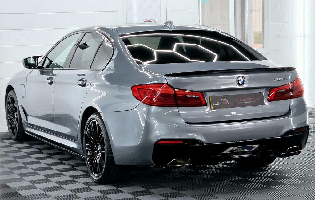 BMW 5 Series Se Blue #10