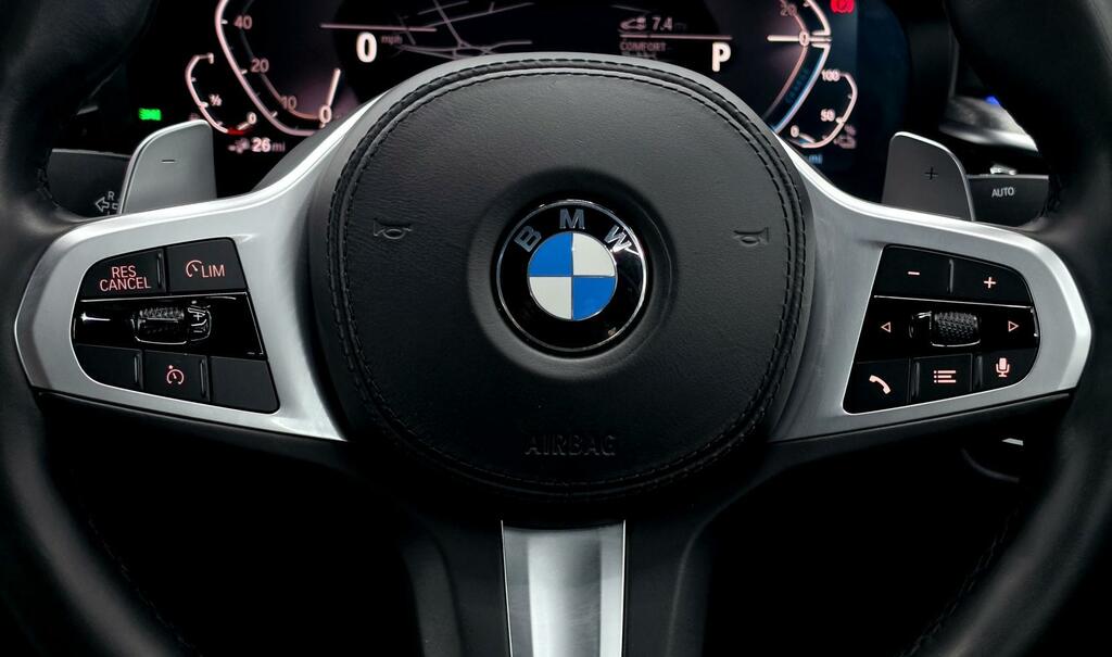 BMW 5 Series Se Blue #31