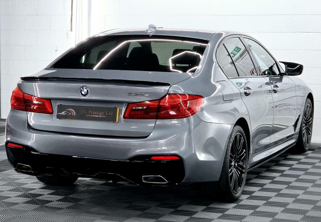 BMW 5 Series Se Blue #11