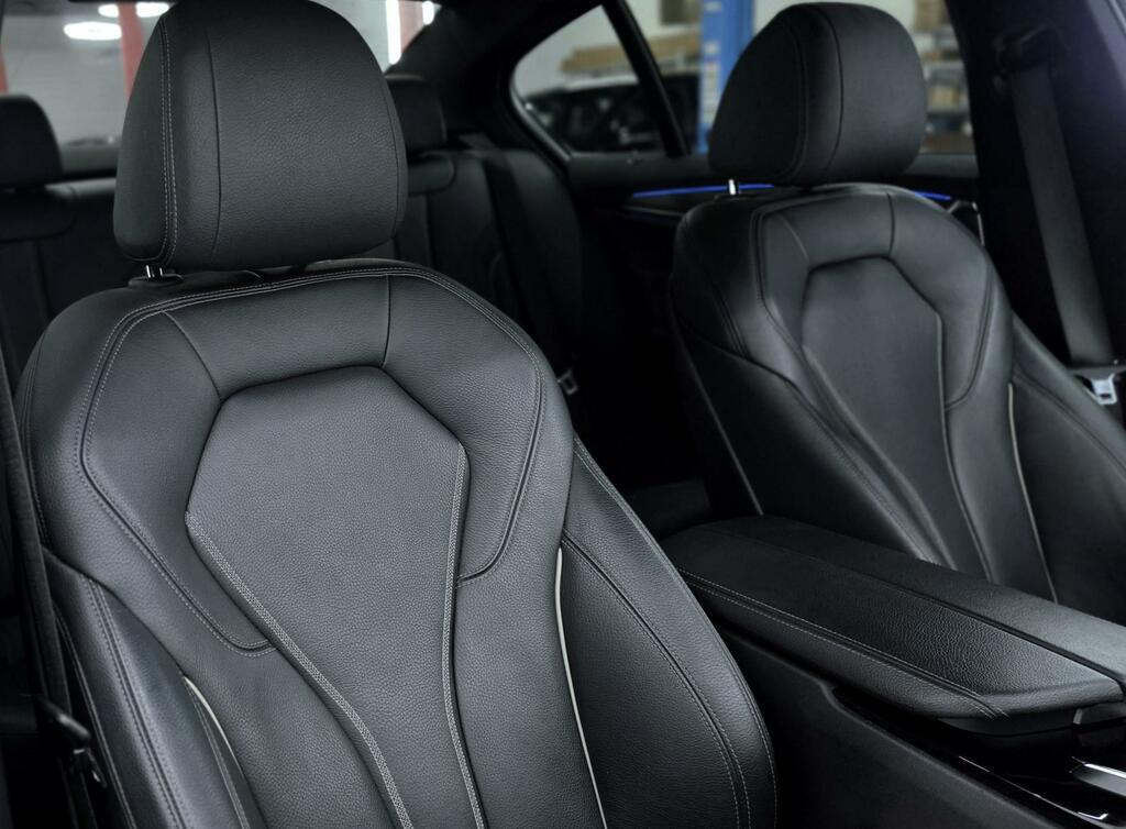 BMW 5 Series Se Blue #49