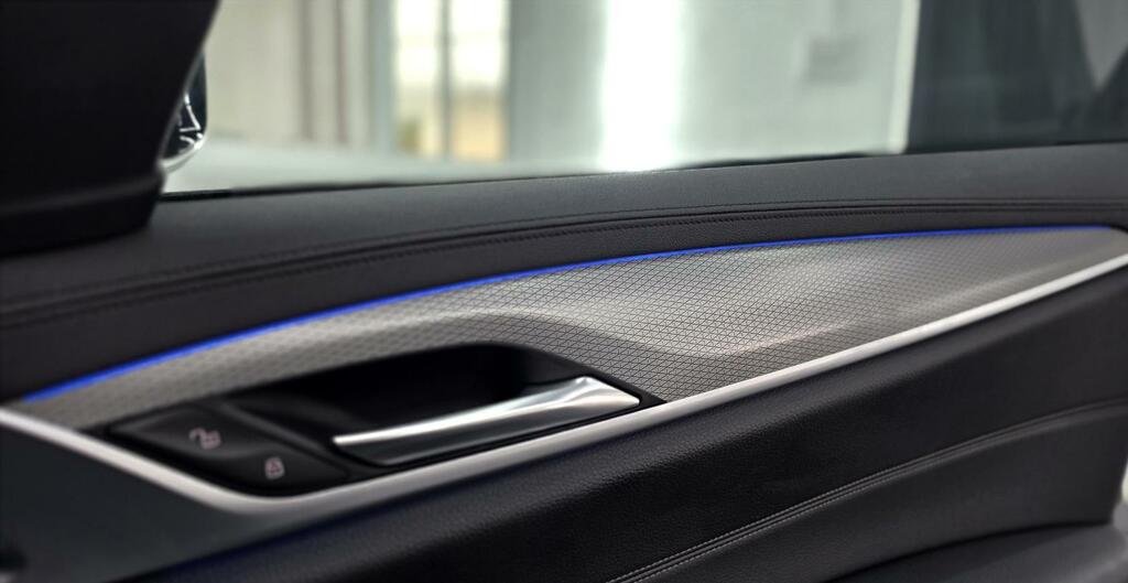 BMW 5 Series Se Blue #53
