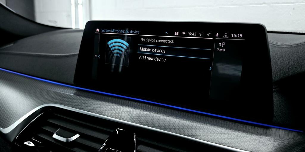 BMW 5 Series Se Blue #41