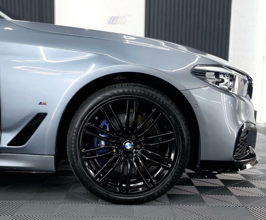BMW 5 Series Se Blue #22