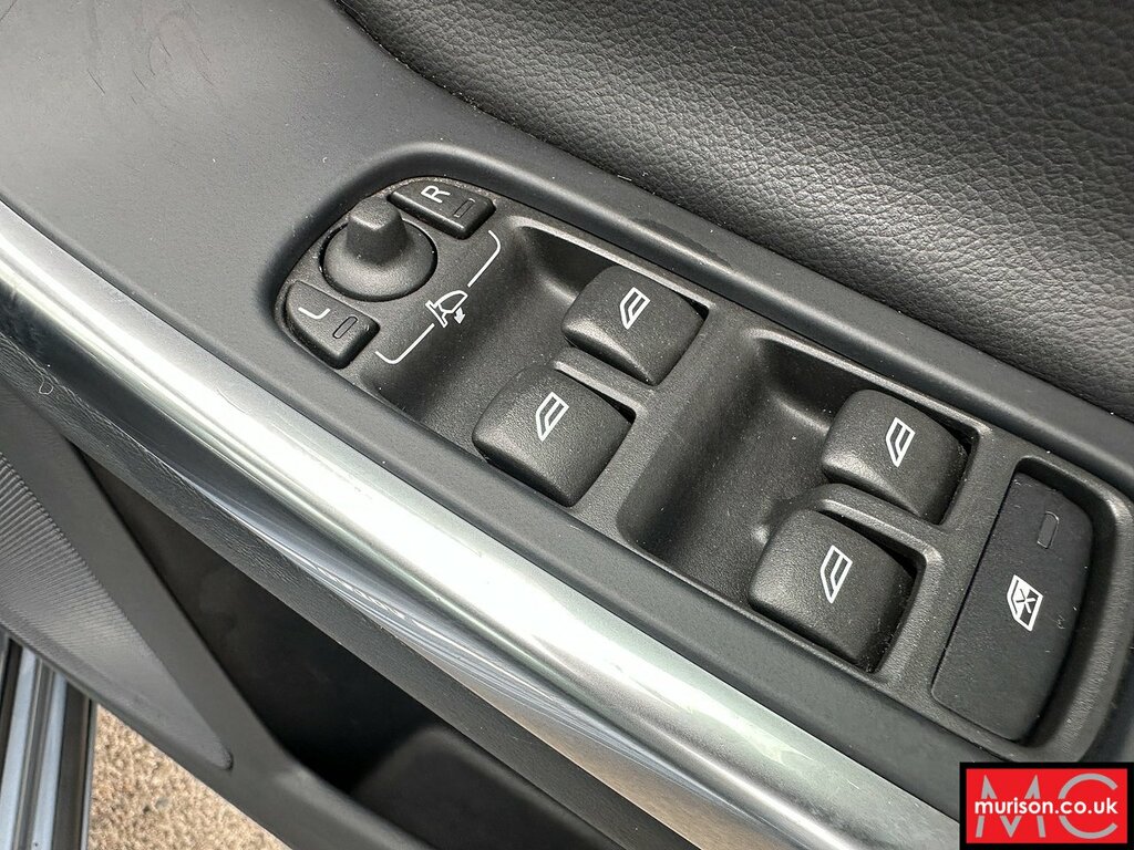 Volvo V60  Silver #19