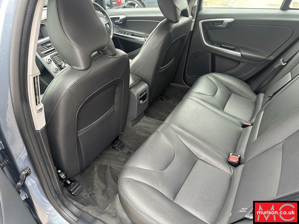 Volvo V60  Silver #17