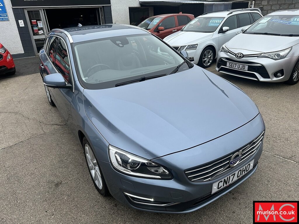 Volvo V60 D3 Se Lux Nav CN17OHO Blue #4