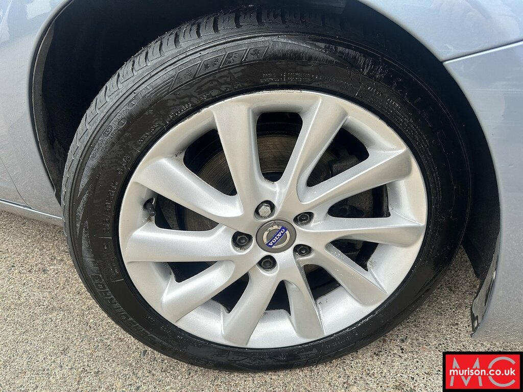 Volvo V60 D3 Se Lux Nav CN17OHO Blue #2