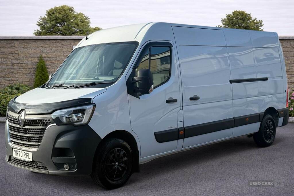 Renault Master Lm35 Energy Dci 150 Business Medium Roof Van White #4