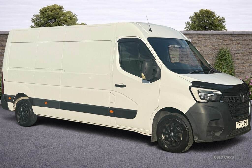 Renault Master Lm35 Energy Dci 150 Business Medium Roof Van White