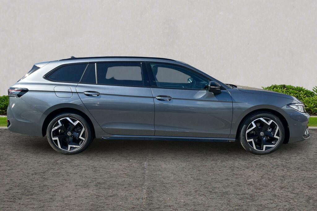 Volkswagen Passat 1.5 Etsi R-line Dsg Grey #4