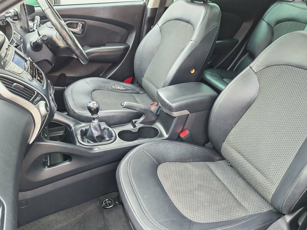 Hyundai Ix35  Silver #16
