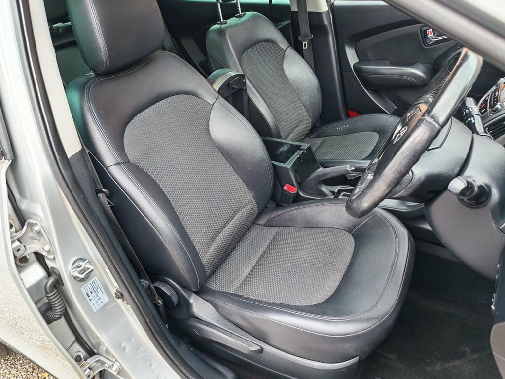 Hyundai Ix35  Silver #15