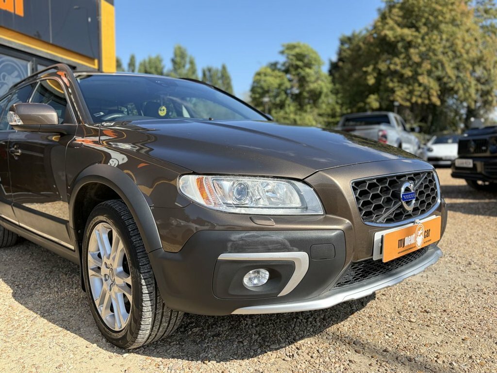 Volvo XC70 2L Se Lux Brown #2