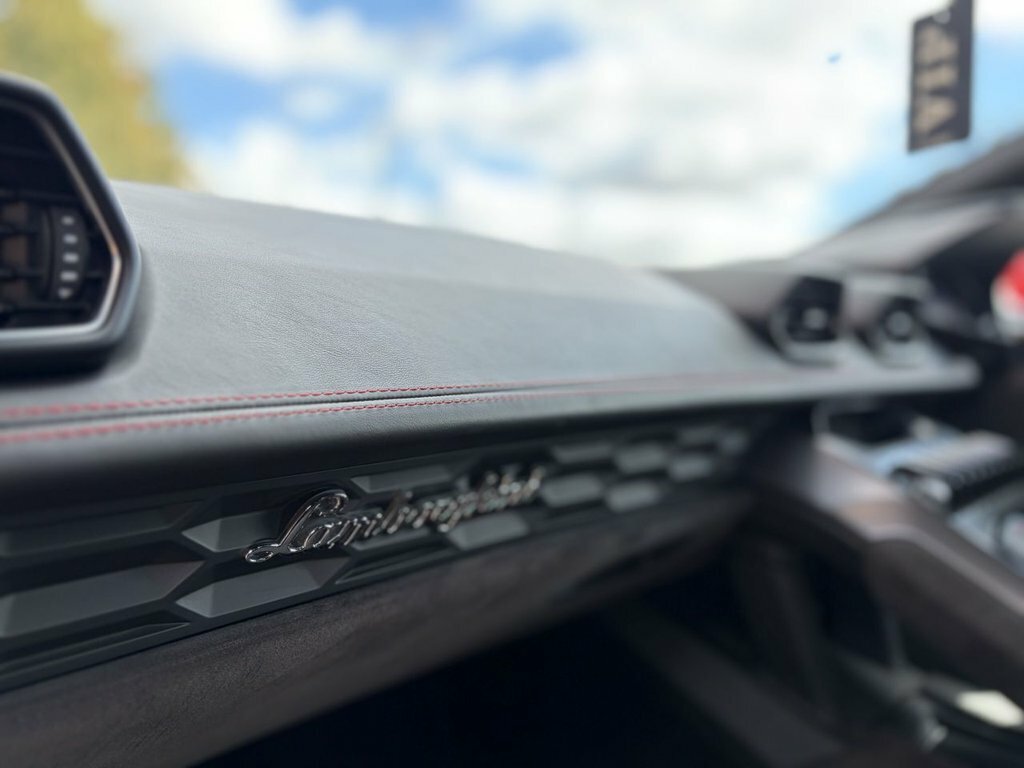 Lamborghini Huracan Coupe Black #37