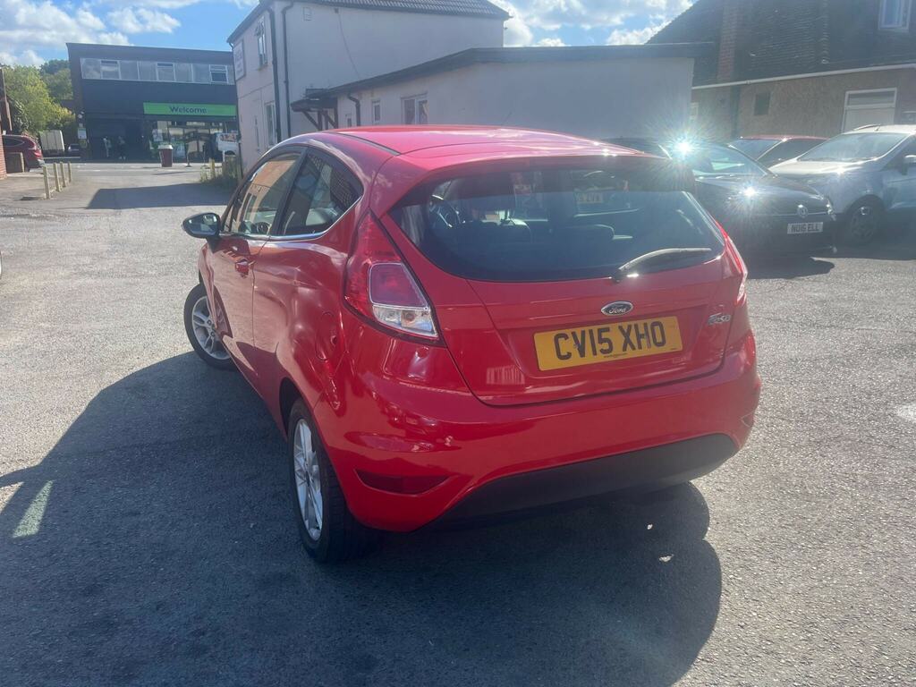Ford Fiesta 1.25 Style Euro 5 Red #4