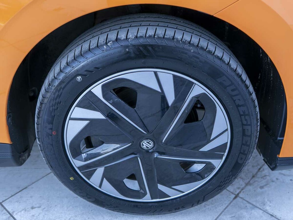 MG MG4 Hatchback Orange #7