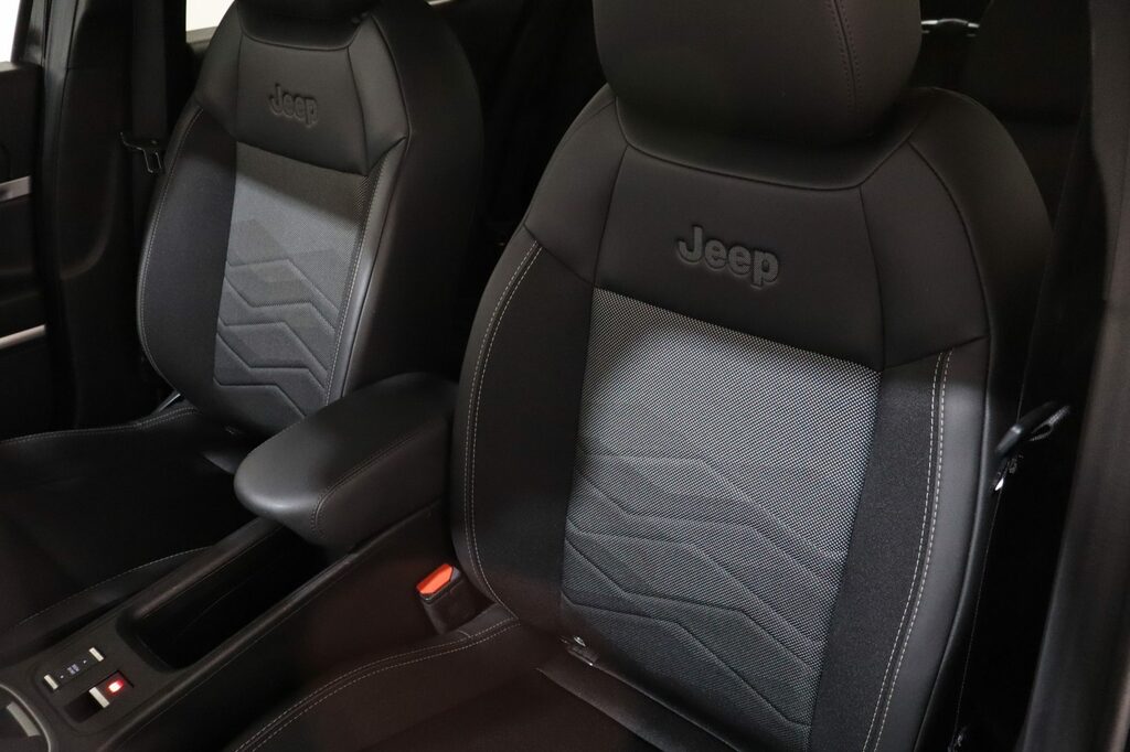 Jeep Avenger Altitude Black #19