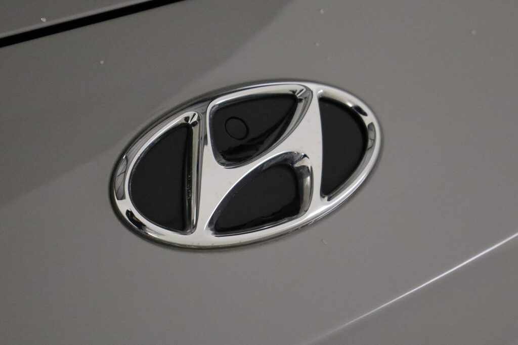 Hyundai Kona Ultimate 65Kwh Blue #9