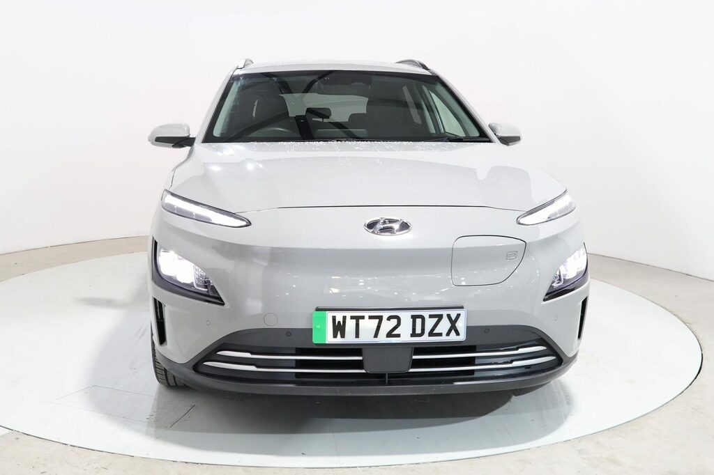Hyundai Kona Premium  #2