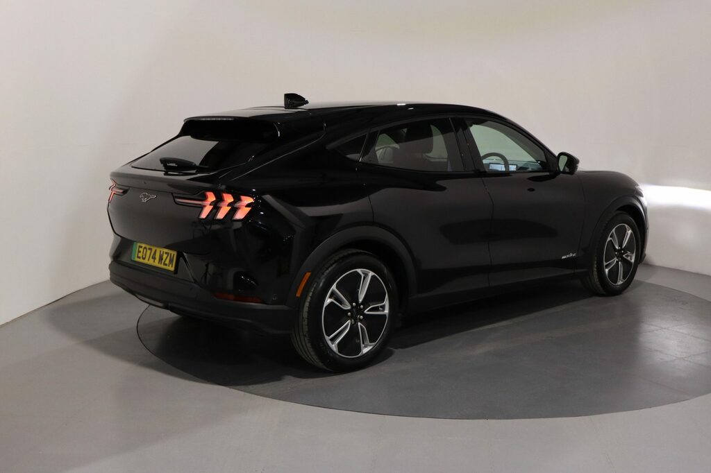 Ford Mustang Mach-E Extended Range 91Kwh Orange #7