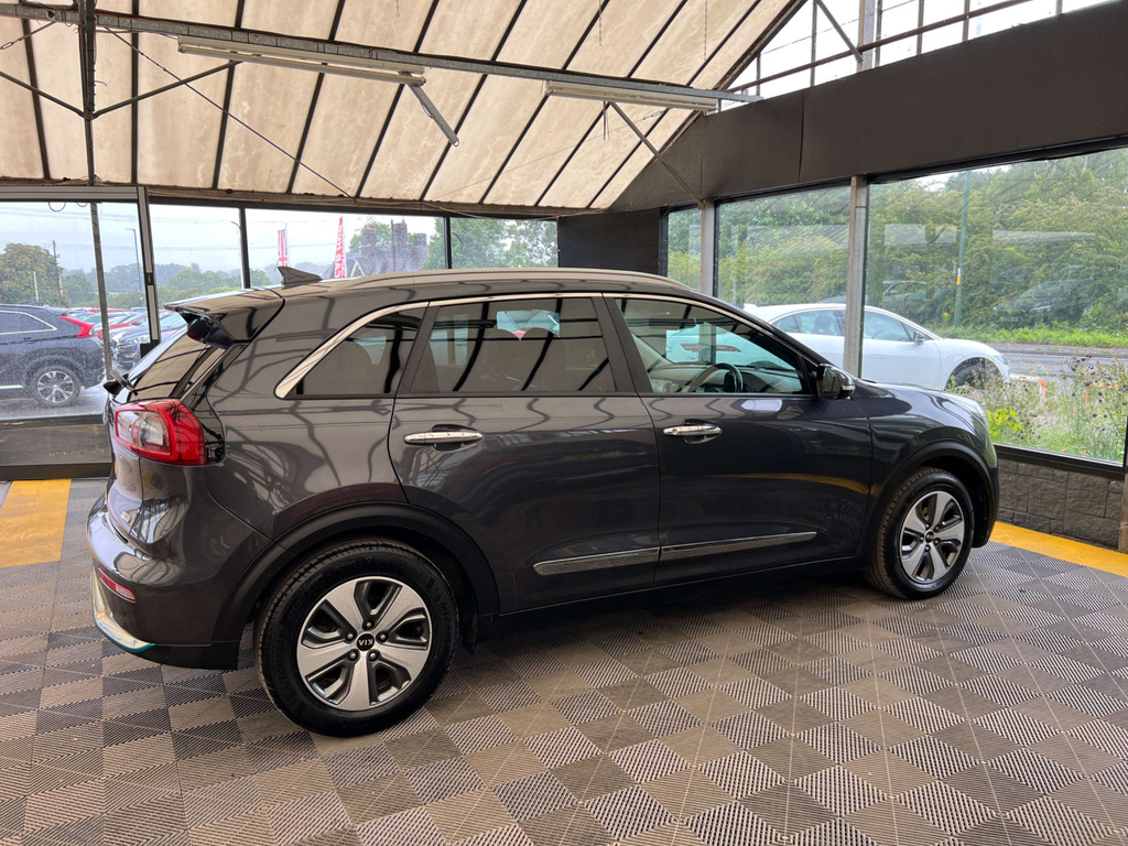 Kia Niro Suv KX18FXL Grey #6