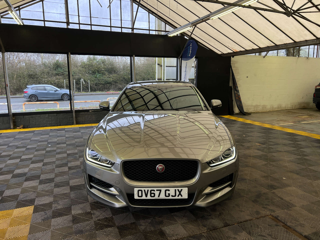Jaguar XE Saloon OV67GJX Silver #2