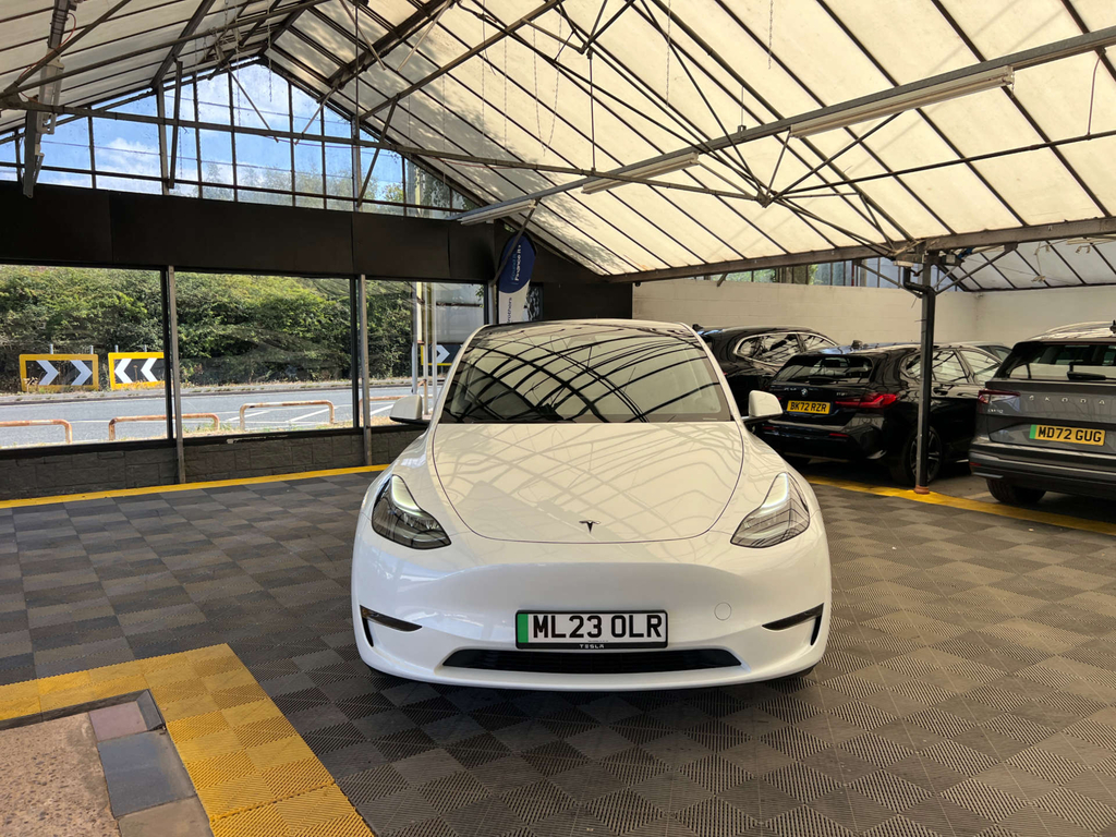 Tesla Model Y Suv ML23OLR White #2