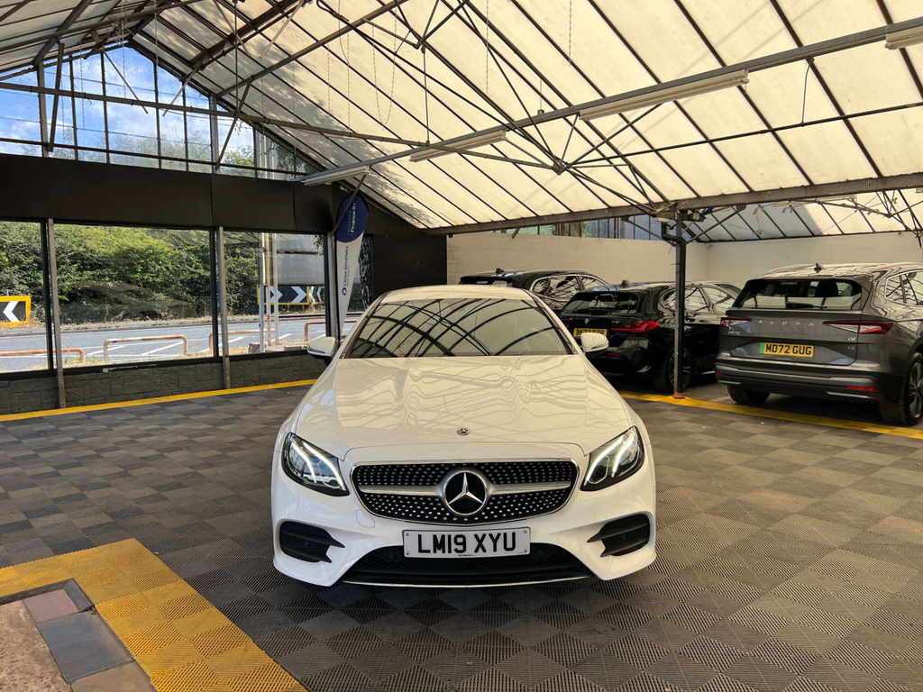Mercedes-Benz E Class Amg Line LM19XYU White #2