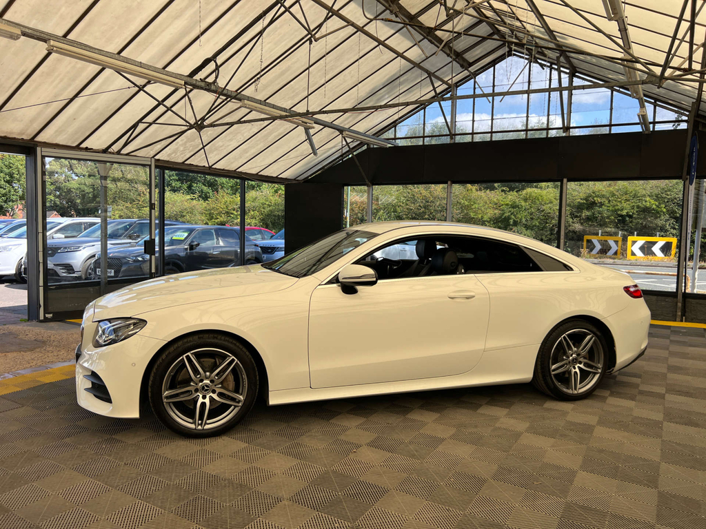 Mercedes-Benz E Class Amg Line LM19XYU White #3