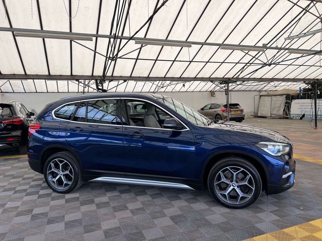 BMW X1 Suv YP68GZS Blue